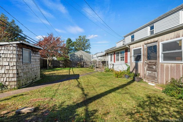 30 Hickory Lane, Levittown, NY 11756