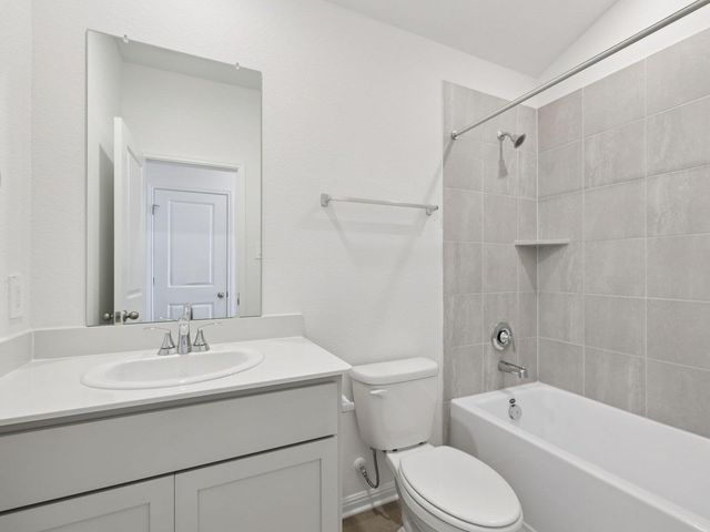 112 Hayburner RD, Burnet, TX 78611