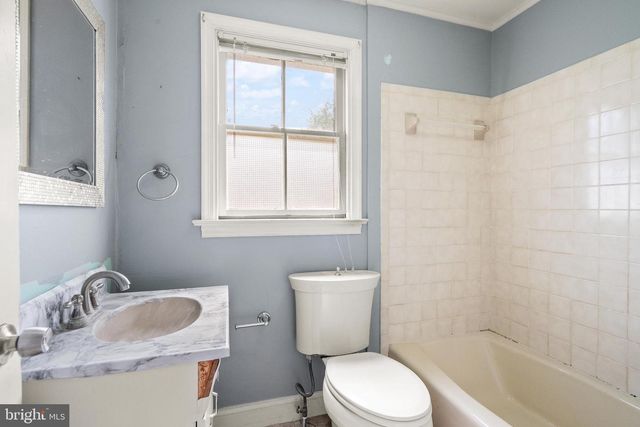 43699 HAY RD, Ashburn, VA 20147