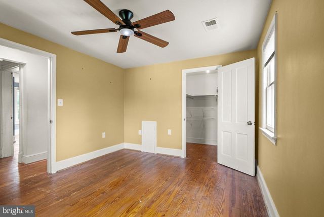 43699 HAY RD, Ashburn, VA 20147