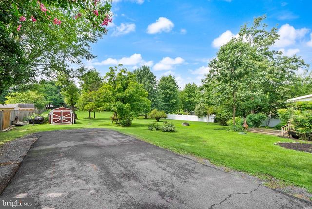 43699 HAY RD, Ashburn, VA 20147