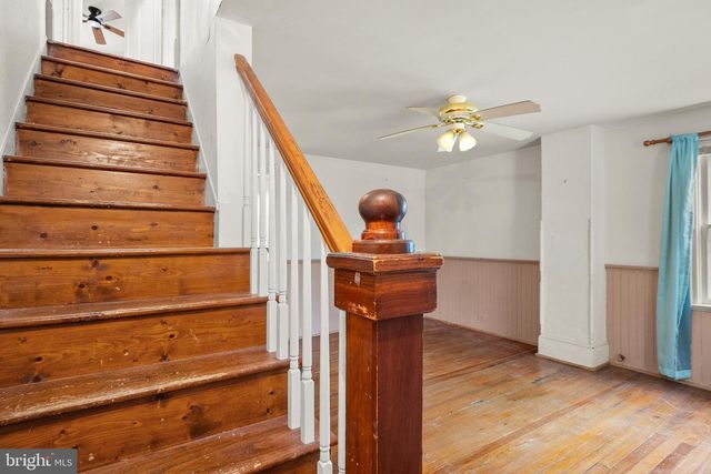 43699 HAY RD, Ashburn, VA 20147