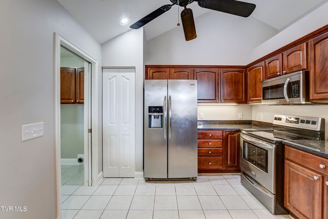 142 Avonlea Place Place 142, Johnson City, TN 37604