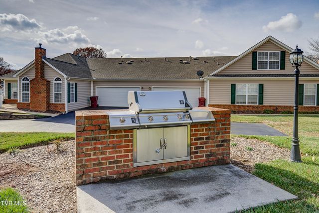 142 Avonlea Place Place 142, Johnson City, TN 37604