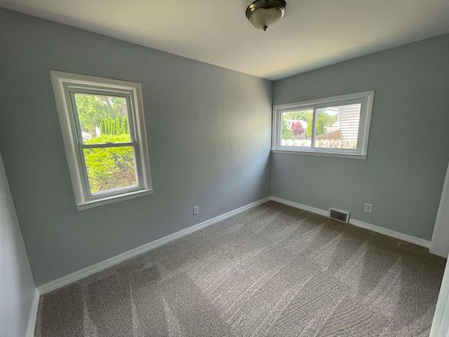1197 Heavenridge Road, Essexville, MI 48732