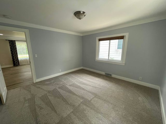 1197 Heavenridge Road, Essexville, MI 48732
