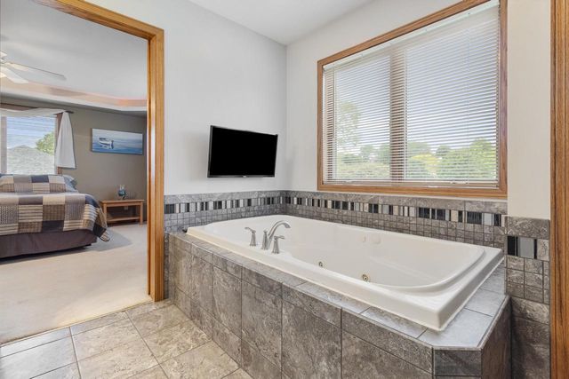 3658 Graham Paige ROAD, Cottage Grove, WI 53527
