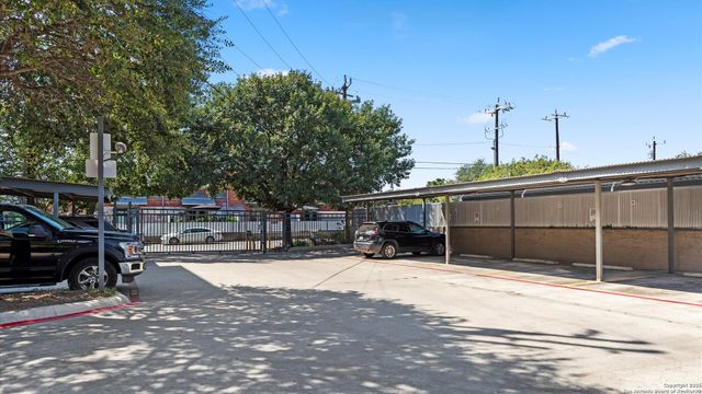 1339 S Flores St Ste 105B, San Antonio, TX 78204