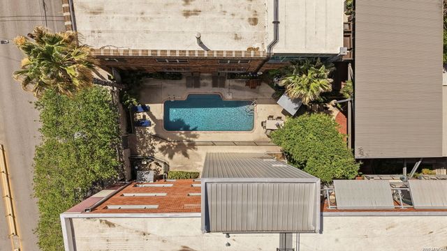 1339 S Flores St Ste 105B, San Antonio, TX 78204