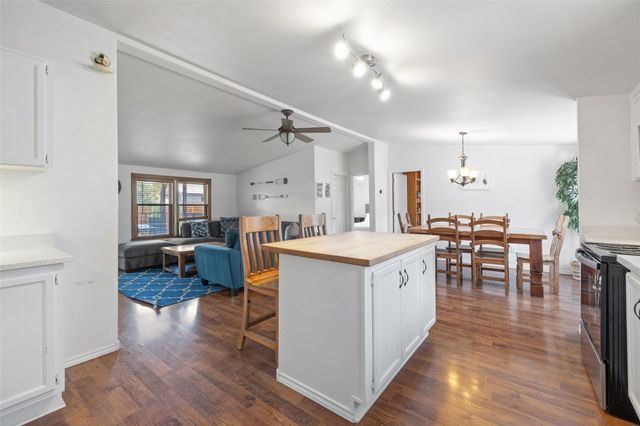 5519 Hi Line RD, Austin, TX 78734