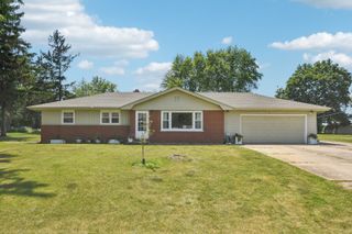 1745 Lyndale Road, Aurora, IL 60506