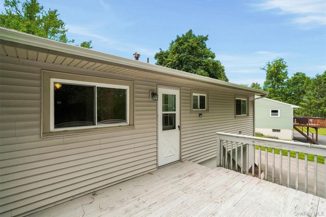 21 Keystone Park, Middletown, NY 10940