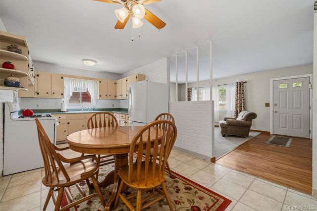 21 Keystone Park, Middletown, NY 10940