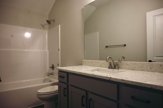 6933 Mercedes Ln Lane, Ooltewah, TN 37363