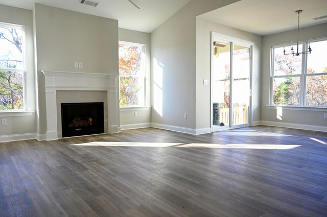 6933 Mercedes Ln Lane, Ooltewah, TN 37363