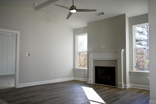 6933 Mercedes Ln Lane, Ooltewah, TN 37363