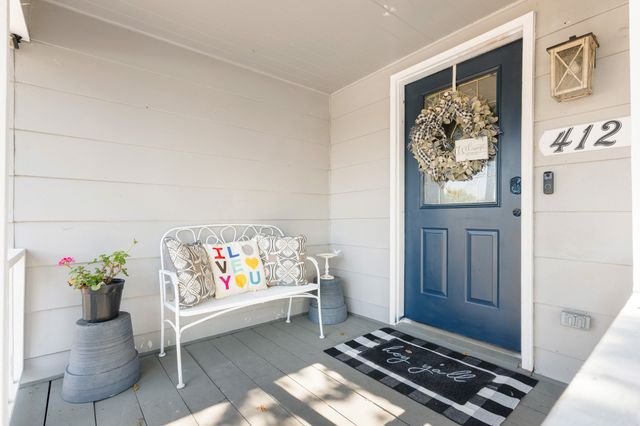 412 W Godley Avenue, Godley, TX 76044