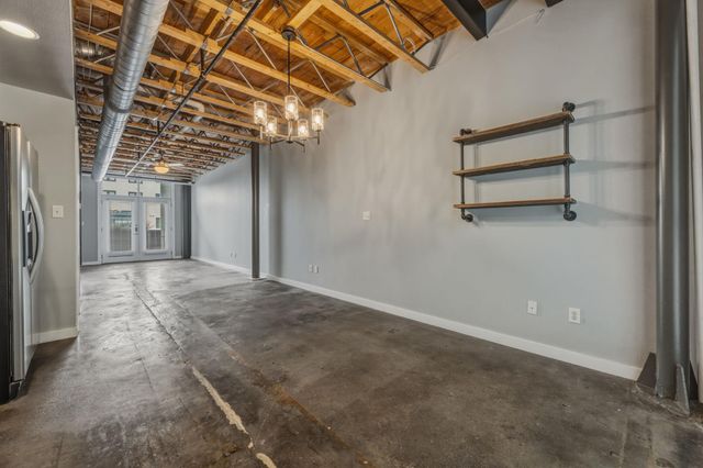1305 E 6th ST 13, Austin, TX 78702