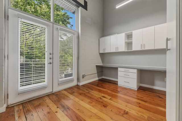 1305 E 6th ST 13, Austin, TX 78702
