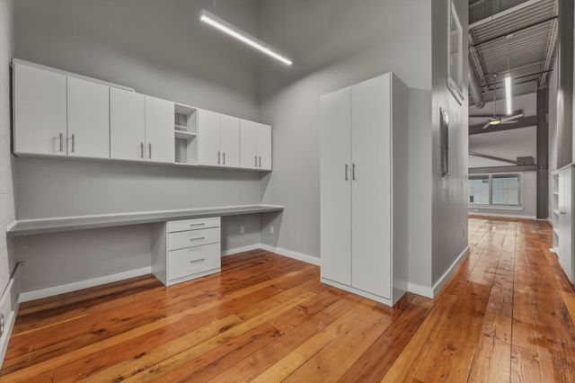 1305 E 6th ST 13, Austin, TX 78702