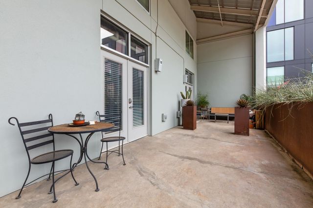 1305 E 6th ST 13, Austin, TX 78702