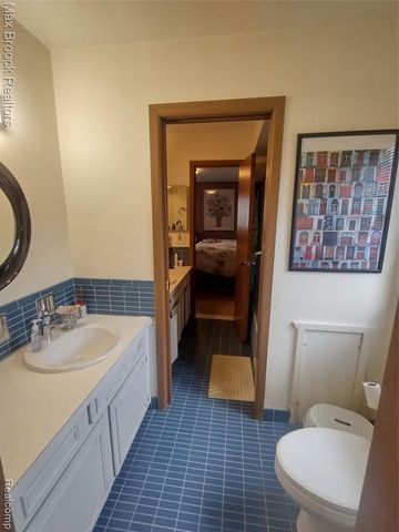17060 Jeanette Street, Southfield, MI 48075