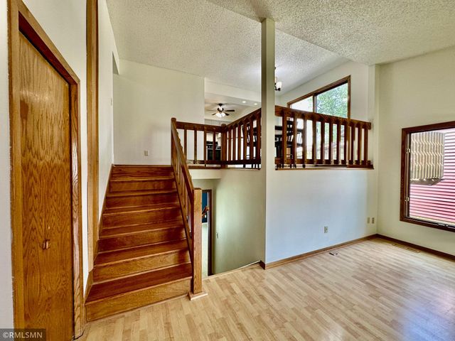 1360 Willow Creek Lane, Shoreview, MN 55126
