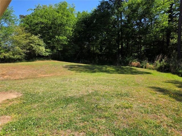 115 Cedarcrest Drive, Acworth, GA 30101