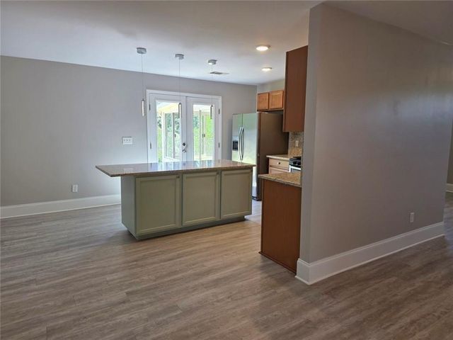 115 Cedarcrest Drive, Acworth, GA 30101