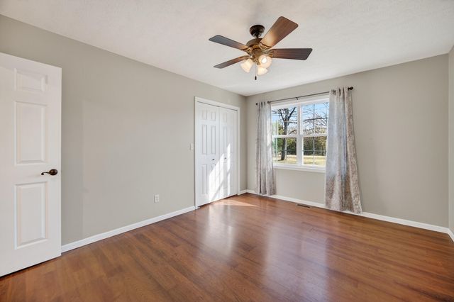 486 Tower Road, Marshfield, MO 65706