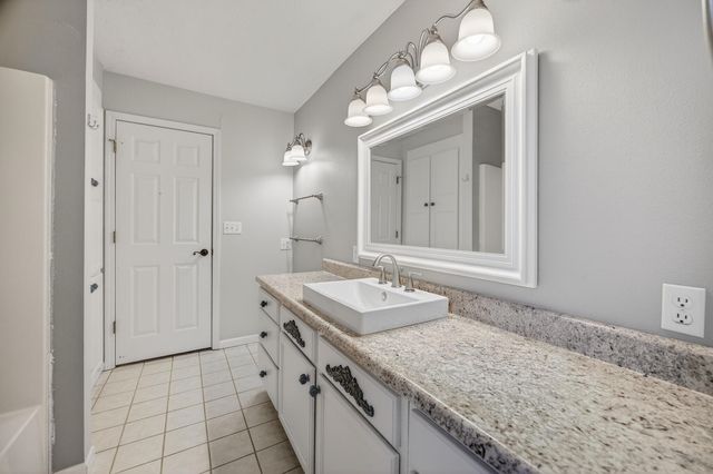 486 Tower Road, Marshfield, MO 65706