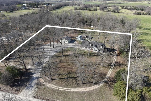 486 Tower Road, Marshfield, MO 65706