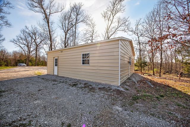 486 Tower Road, Marshfield, MO 65706