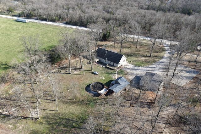 486 Tower Road, Marshfield, MO 65706