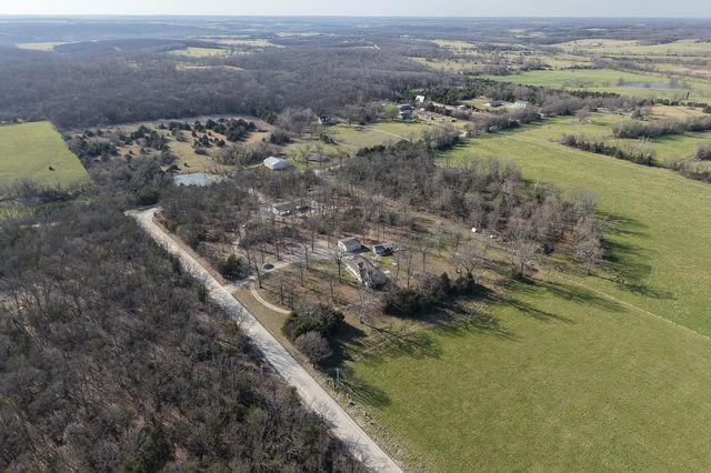 486 Tower Road, Marshfield, MO 65706