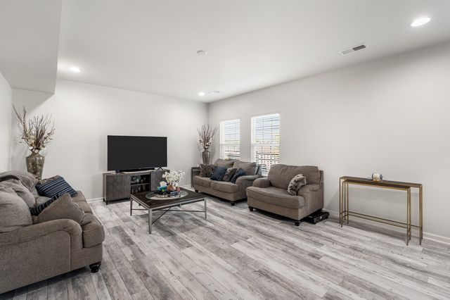 1433 Ohara Dr, Antioch, TN 37013