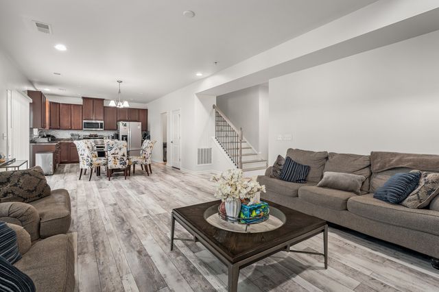 1433 Ohara Dr, Antioch, TN 37013