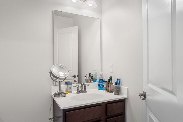 1433 Ohara Dr, Antioch, TN 37013