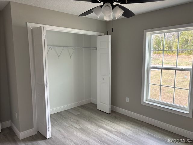 2306 W Menores Drive, Citrus Springs, FL 34434