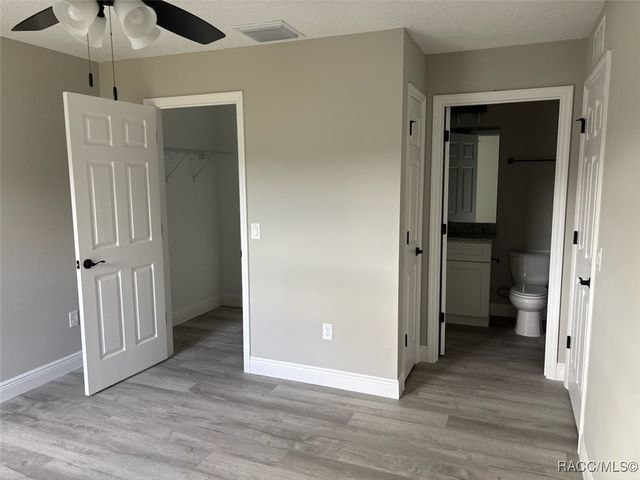 2306 W Menores Drive, Citrus Springs, FL 34434