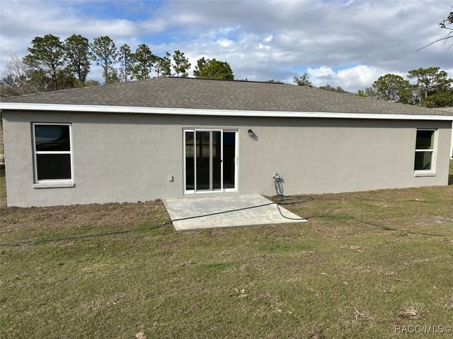 2306 W Menores Drive, Citrus Springs, FL 34434