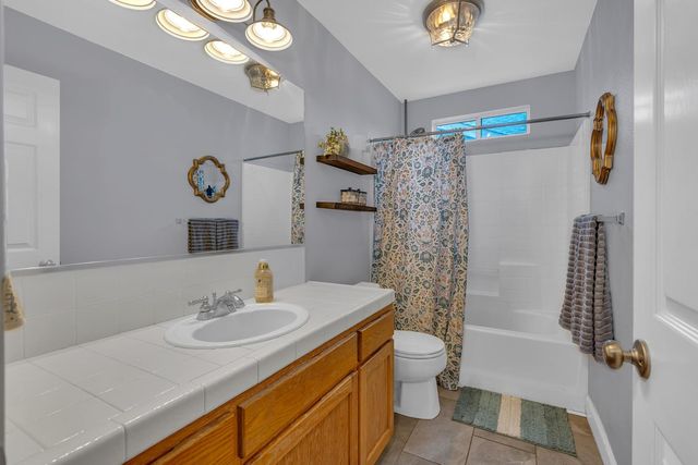 4680 W Chennault Avenue, Fresno, CA 93722