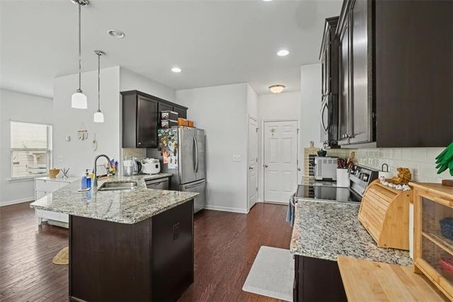 4760 Highland Ave, Sugar Hill, GA 30518