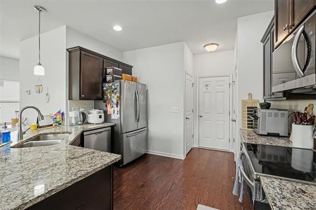 4760 Highland Ave, Sugar Hill, GA 30518