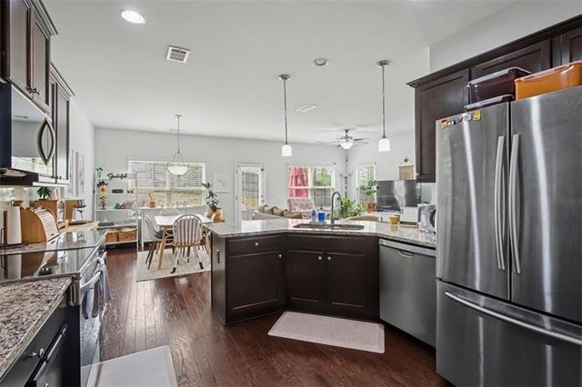 4760 Highland Ave, Sugar Hill, GA 30518