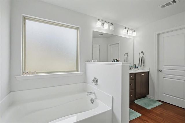 4760 Highland Ave, Sugar Hill, GA 30518