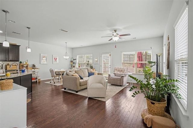 4760 Highland Ave, Sugar Hill, GA 30518