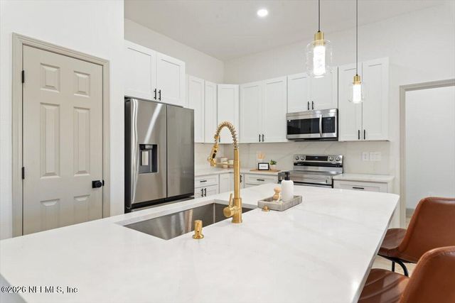 934 ANNA Avenue, Orange Park, FL 32073