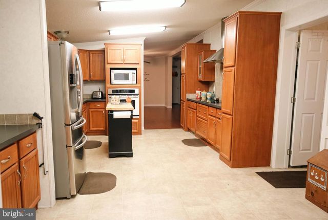 39 QUEEN ELEANOR DR, Elkton, MD 21921