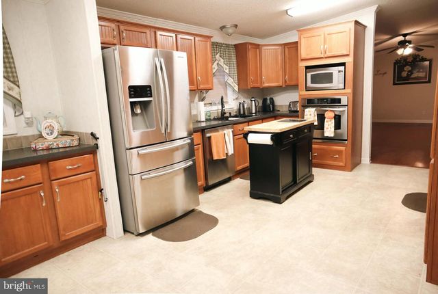 39 QUEEN ELEANOR DR, Elkton, MD 21921